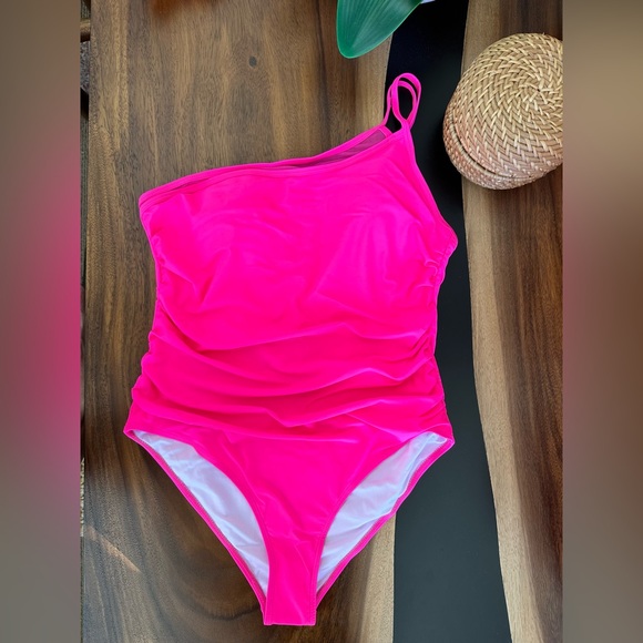 SALE One Piece Swimsuit Barbie Pink NWT Size XL - Picture 3 of 5